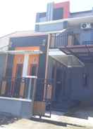 EXTERIOR_BUILDING Family 4 Bedroom at Khalla Homestay SYARIAH