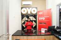 Lobi Super OYO 614 Graha 8 Syariah