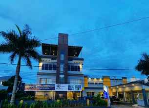 Luar Bangunan 4 Waigo Splash Hotel by Meliala