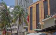 Exterior 3 OYO 180 Hotel Mirah Near RSUD Sawah Besar