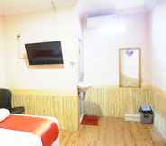 Kamar Tidur 2 Hotel My Home Bekasi