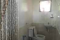 Toilet Kamar Catian Beach Resort