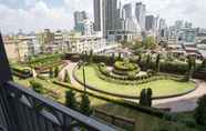 Nearby View and Attractions 7 Locals Bangkok The Rich Sathorn-Taksin