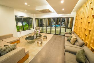 로비 4 The Aristo Resort