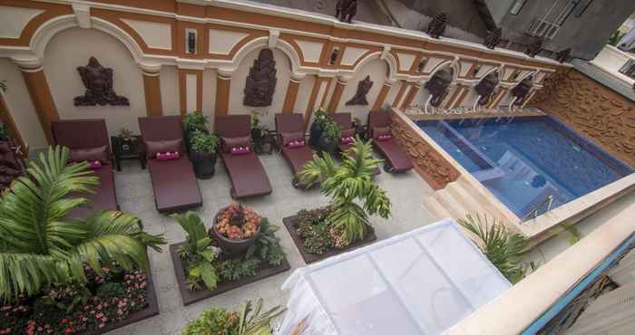 Kolam Renang Reaksmey Chanreas Hotel