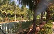 พื้นที่สาธารณะ 7 Palm Phayom Village Resort