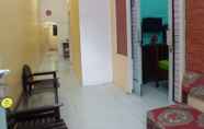 Lobby 4 Rumah Teman Homestay