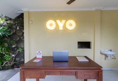 로비 4 OYO 618 Top Homestay