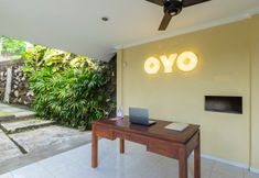 로비 5 OYO 618 Top Homestay