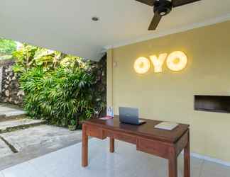 Lobi 2 OYO 618 Top Homestay