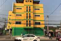 Exterior Meaco Royal Hotel - Malabon