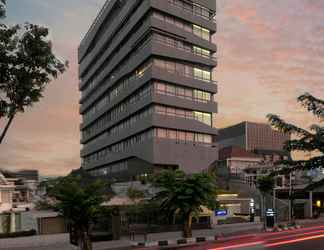 Luar Bangunan 2 ARTOTEL Gajahmada Semarang