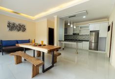 로비 4 CItra Villa