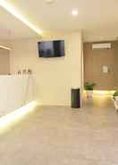 LOBBY Whiz Capsule Hotel Thamrin Jakarta