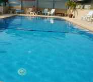 Swimming Pool 7 Baan Manthana Hotel