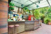 Bar, Kafe dan Lounge Capital O 1051 Pagoda House Chiangmai
