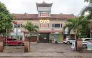 Exterior 4 OYO 645 Griya Mas Syariah