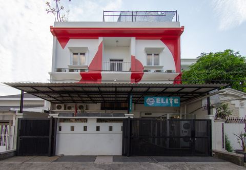 Exterior OYO 657 Elite Residence Central Park Mall By TOS