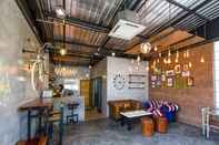 บาร์ คาเฟ่ และเลานจ์ The Bike Loft Family Hostel