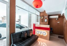 Lobby 5 OYO 551 The View Syariah