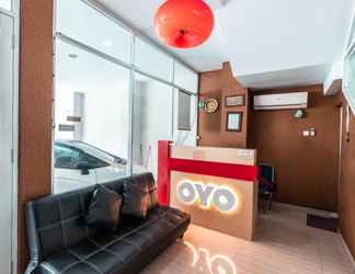 Lobby 2 OYO 551 The View Syariah