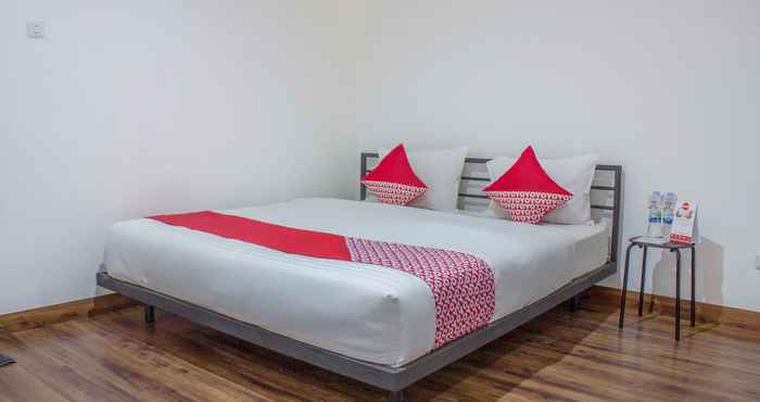 Kamar Tidur OYO 366 Thamadhiro Residence