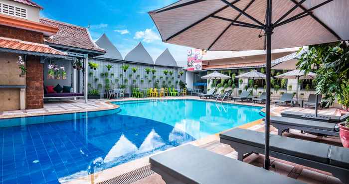 Hồ bơi Memoire Siem Reap Hotel