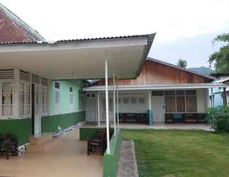 Luar Bangunan 2 Homestay Puti Ganggoati