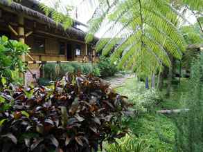 Luar Bangunan 4 Rumah Kebun Lulu Villa