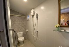 In-room Bathroom 4 Bed in Beyt Boutique Hotel