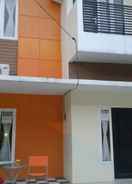 EXTERIOR_BUILDING Setiabudi Guest House by Amrina