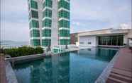 Kolam Renang 7 Summertime Maritime Suites