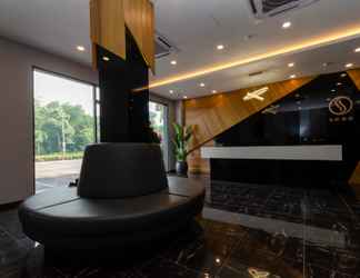 Lobi 2 Solid Hotels