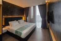 Kamar Tidur Solid Hotels