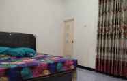 Kamar Tidur 2 Full House 2 Bedroom at Homestay Luwes