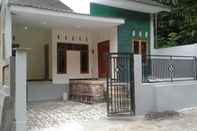 Bangunan Full House 2 Bedroom at Homestay Luwes