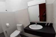 In-room Bathroom Wisata Edukasi and Resort Kebun Pak Budi