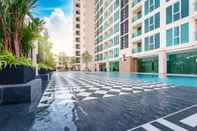 Swimming Pool City Garden Tower Luxurious Condominium In The Center Of Pattaya