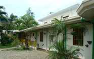 Bangunan 4 Roma Pension House