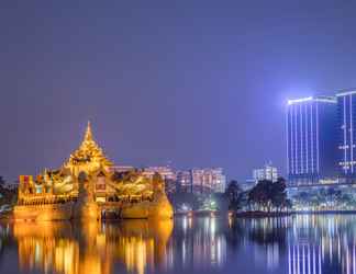 Exterior 2 Wyndham Grand Yangon