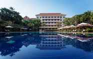 Swimming Pool 2 Royal Angkor Resort & Spa