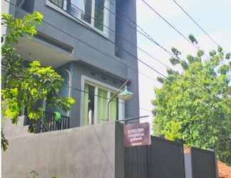 Exterior 2 ANO CIFOR Backpacker Homestay Syariah