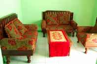 Lobby Asoka 1 Matras Homestay