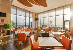 Restaurant 5 Sala Danang Beach Hotel