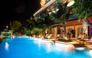 SWIMMING_POOL Sala Danang Beach Hotel