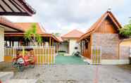 Exterior 3 OYO 2010 Dalem Jongke Homestay