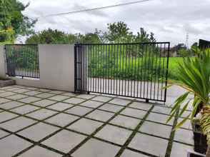 Bangunan 4 Rumah Lio Jogja - 5 Bedrooms