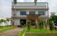 Bangunan 2 OYO 90102 Edotel Hotel By Dbest Hospitality