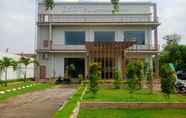 Bangunan 3 OYO 90102 Edotel Hotel By Dbest Hospitality