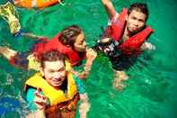 Kolam Renang OASIS LIPE RESORT